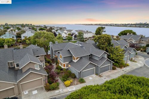 14 Purcell Dr, Alameda, CA, 94502-6562 | Card Image