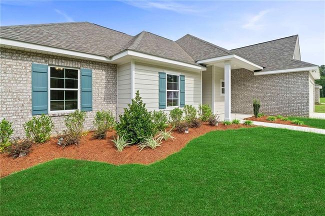 72657 Robindale Dr, House other with 4 bedrooms, 2 bathrooms and null parking in Covington LA | Image 5
