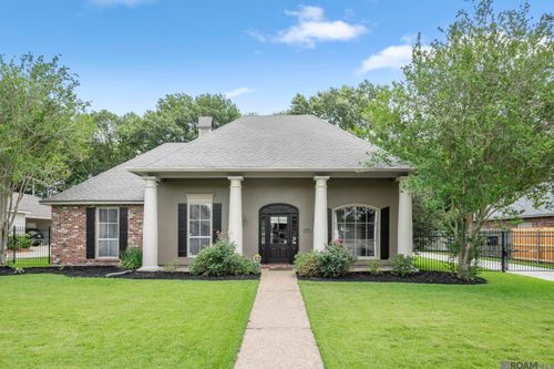 13111 Quail Meadow Dr, Saint George, LA, 70817-1115 | Card Image