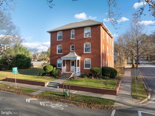 440 W Foster Ave, STATE COLLEGE, PA, 16801-4038 | Card Image