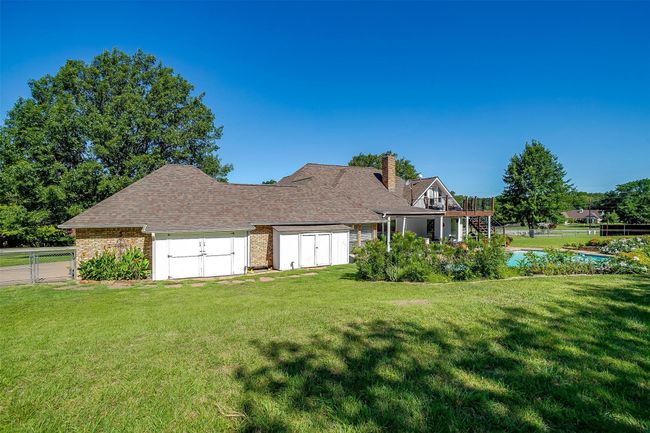 107 Sundance Ct, House other with 4 bedrooms, 2 bathrooms and null parking in Hudson Oaks TX | Image 40