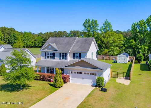 124 Waterford Way, Maysville, NC, 28555-7095 | Card Image