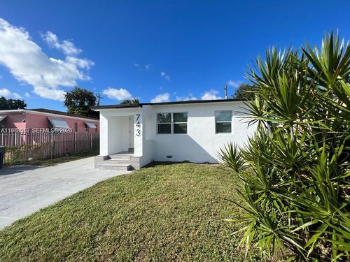 743 Nw 77th Ter, Miami, FL, 33150-3258 | Card Image