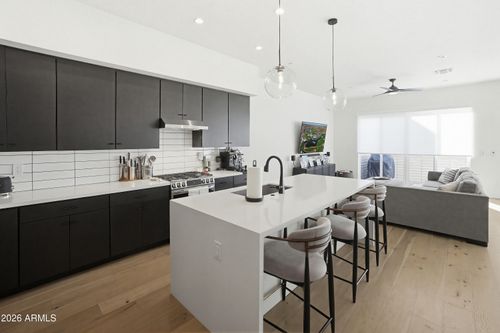 5-5151 N 13th Pl, Phoenix, AZ, 85014-3348 | Card Image