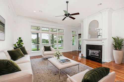 14628 Memorial Tower Dr, Baton Rouge, LA, 70810-8406 | Card Image