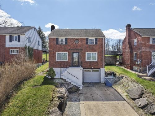 251 Crescent Pines Dr, Verona, PA, 15147-3221 | Card Image