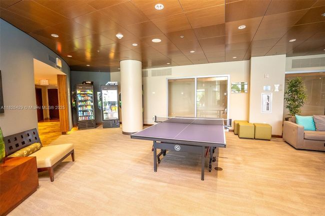 APT-1603N - 2641 N Flamingo Rd, Condo with 2 bedrooms, 2 bathrooms and null parking in Sunrise FL | Image 33