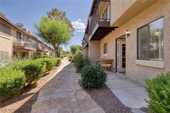 3972 Tirana Way, Townhouse with 2 bedrooms, 3 bathrooms and null parking in Las Vegas NV | Image 23