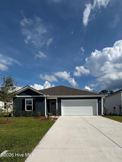 32-453 Driftwood Dr, Richlands, NC, 28574-8173 | Card Image