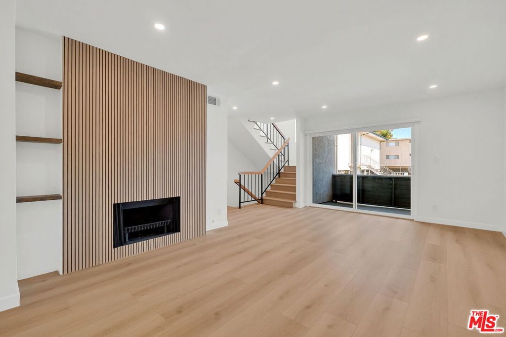 Residential Lease in Inglewood 3