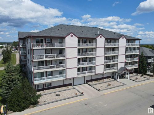 402-4900 54 Ave, Drayton Valley, AB, T7A1V8 | Card Image