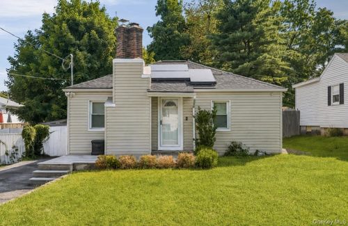 17 State St, Middletown, NY, 10940-6740 | Card Image