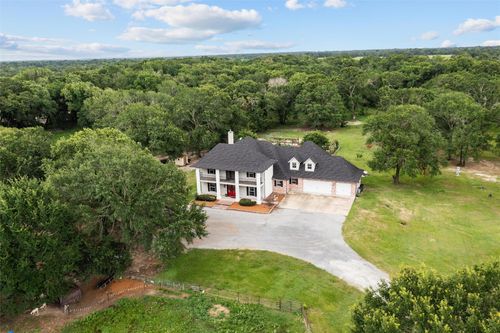 2790 Derby Ln, Madisonville, TX, 77864-4114 | Card Image