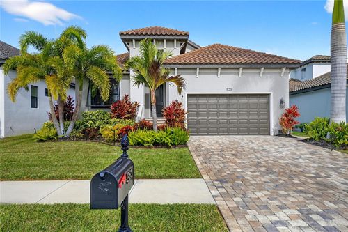 523 Treviso Dr, APOLLO BEACH, FL, 33572-2124 | Card Image