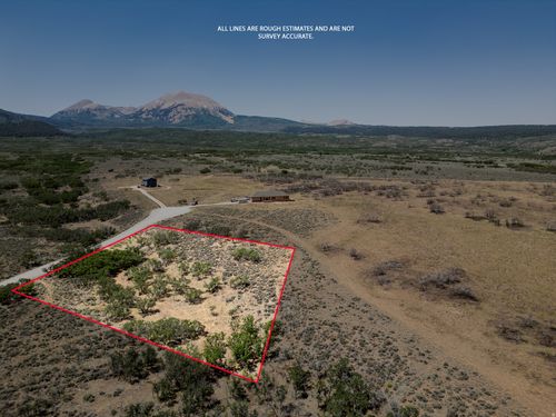 62-106 Porcupine Ln, La Sal, UT, 84530 | Card Image