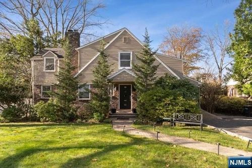 269 Engle St, Tenafly, NJ, 07670-2138 | Card Image