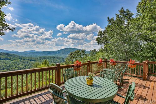 340 East Ridge Road, Cashiers, NC, 28717 | Card Image