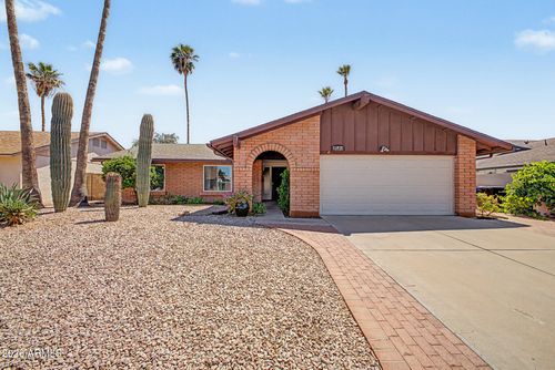 2651 W Mcnair St, Chandler, AZ, 85224-1022 | Card Image