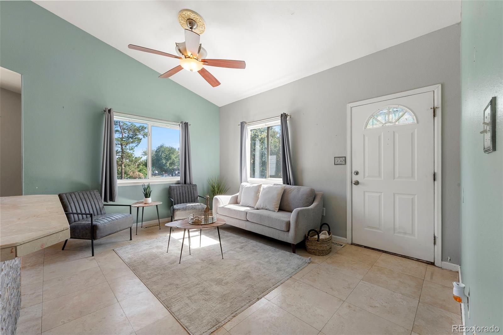 Vallejo St, Englewood, CO 80110