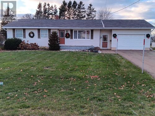 43 Curran Dr, Summerside, PE, C1N4L8 | Card Image