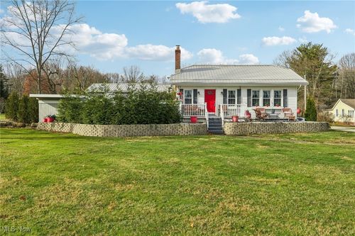 807 Fairfield School Rd, Columbiana, OH, 44408-1631 | Card Image