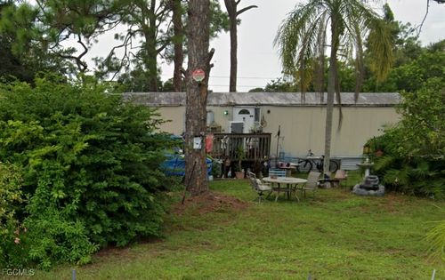 8336 Breeze Dr, NORTH FORT MYERS, FL, 33917-1716 | Card Image