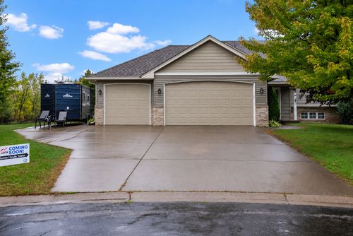 9711 Woodcrest Court, Monticello, MN, 55362 | Card Image
