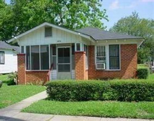 1604 York St, Alexandria, LA, 71301-5853 | Card Image