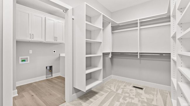 17810 Tullymore Ln, Condo with 3 bedrooms, 2 bathrooms and null parking in Leo IN | Image 24
