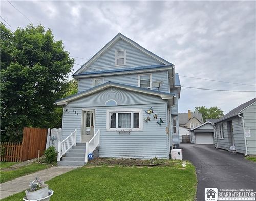 152 Maple Ave, Dunkirk, NY, 14048-2739 | Card Image