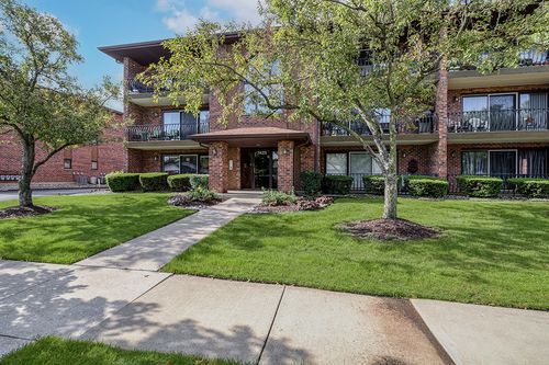 1d-7425 Tiffany Dr, Orland Park, IL, 60462-3582 | Card Image