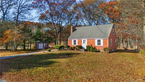 4 Tattersall Dr, Lincoln, RI, 02865-4410 | Card Image