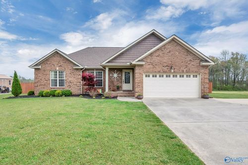 19576 Looney Rd, Athens, AL, 35613-5137 | Card Image