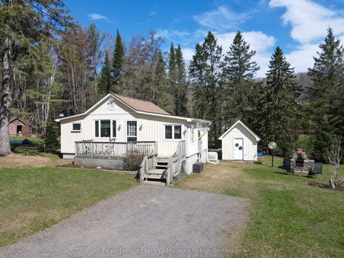 944 Stephenson 1 Rd E, Port Sydney, ON, P0B1L0 | Card Image