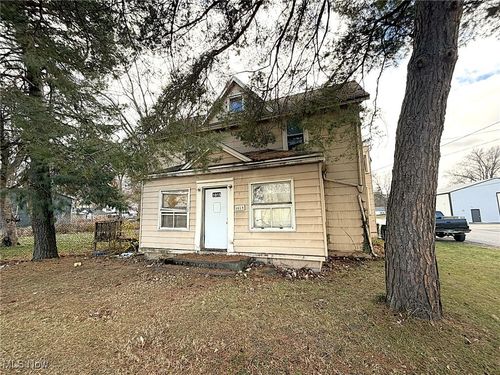 1015 N Cole St, Lima, OH, 45805-2001 | Card Image