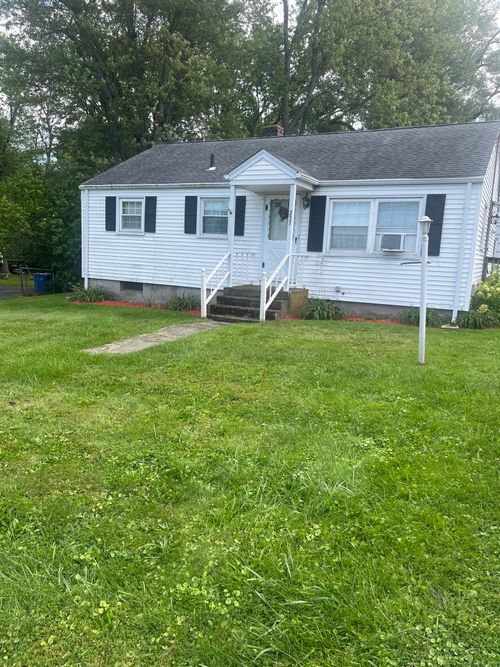 237 Mountain St, Hartford, CT, 06106-4249 | Card Image