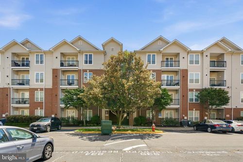 5307-1581 Spring Gate Dr, MCLEAN, VA, 22102-3441 | Card Image