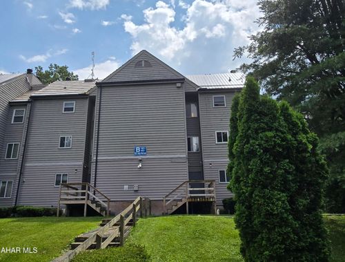 185 E Valley Point Ln, Claysburg, PA, 16625 | Card Image