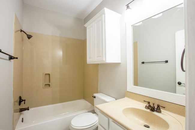 350 Mcgarity, House other with 5 bedrooms, 3 bathrooms and 4 parking in Kyle TX | Image 21