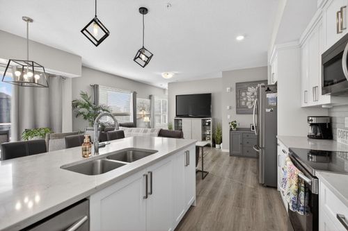 204-4150 Seton Dr Se, Calgary, AB, T3M3C7 | Card Image