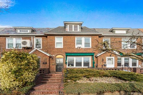 68-17 Groton St, Forest Hills, NY, 11375 | Card Image