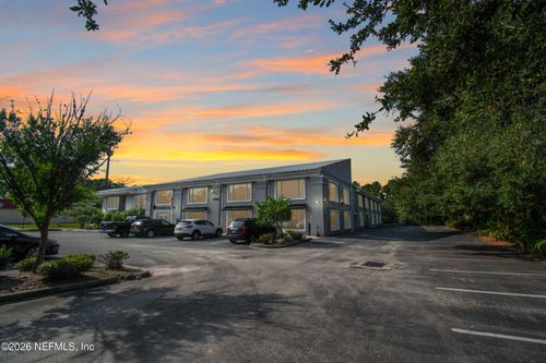3390 Kori Road, Jacksonville, FL, 32257 | Card Image