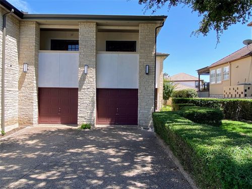 13 Swiftwater Trl, The Hills, TX, 78738-1417 | Card Image