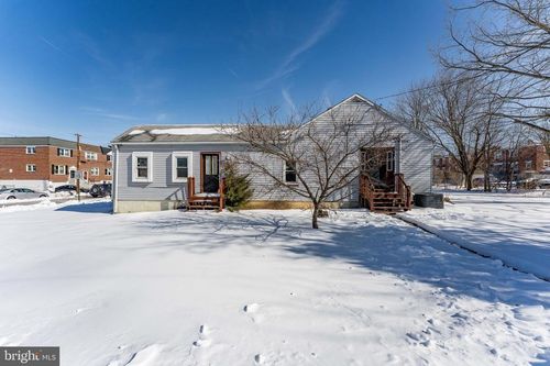 390 Mary St, DOWNINGTOWN, PA, 19335-2518 | Card Image