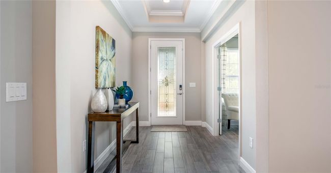 Model home - actual features may vary. | Image 17