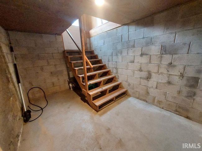 208 E Mary St, House other with 4 bedrooms, 1 bathrooms and null parking in Holland IN | Image 36