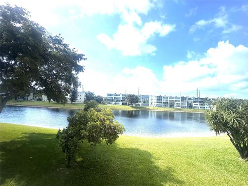 2004-2004 Harwood C, Deerfield Beach, FL, 33442-3480 | Card Image