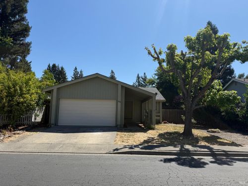 238 Hummingbird Ct, Healdsburg, CA, 95448-4368 | Card Image