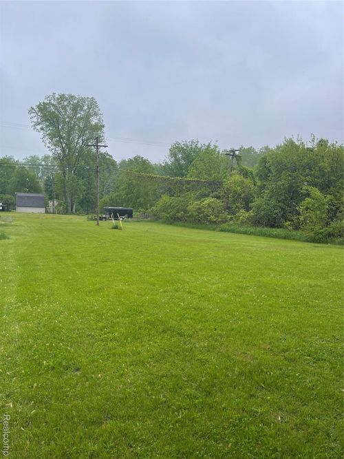 000 Martinsville Rd, Belleville, MI, 48111 | Card Image