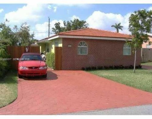 625 Sw 3rd St, Hallandale Beach, FL, 33009-6206 | Card Image